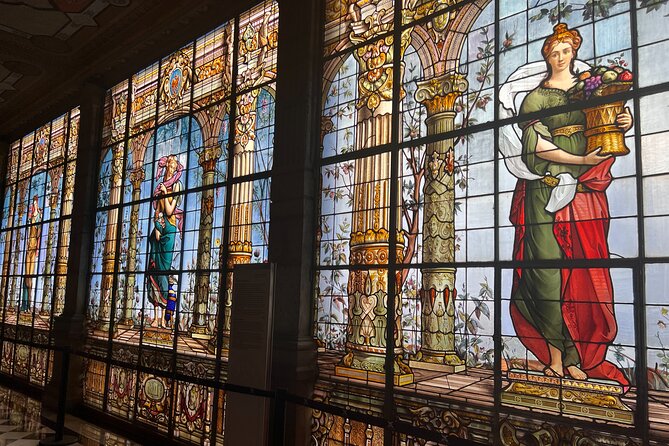 100% private tour in Chapultepec Castle & around (with transport) - The guide factor: names you can look for and how they shape the visit