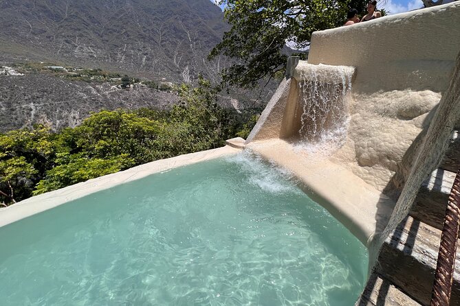 100% private tour to hotsprings Tolantongo from Mexico city - Stop 2: Paradise section thermal pools and the suspension bridge