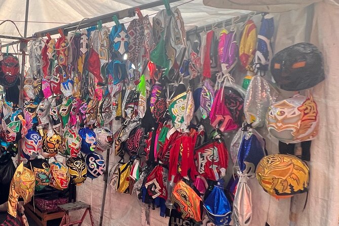 2 hours Lucha Libre Show (mexican wrestling) with transport - Inside the ring: what the 2-hour show feels like