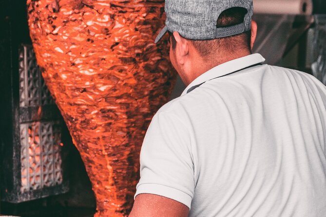 3-Hour Night Tacos and Mezcal Crawl in Mexico with Guide - Roma Norte at night: why this neighborhood fits tacos and mezcal