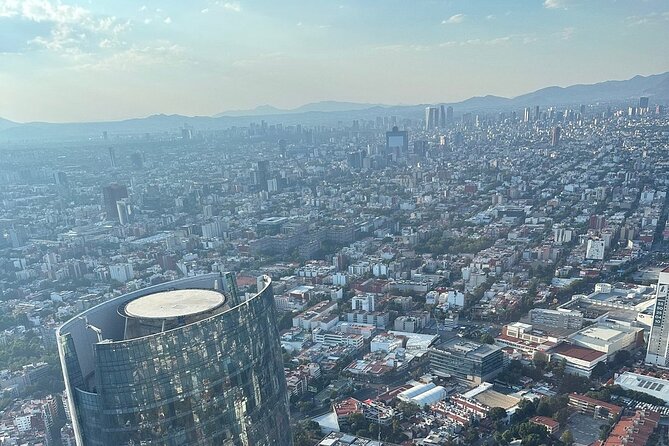 30' Mexico City Helicopter Tour - Landing at Ritz Carlton Reforma - Coyoacán from above: the neighborhood you recognize fast