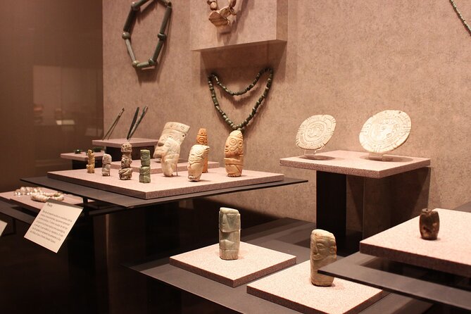 Anthropology Museum Early Access Tour - Audio headsets: usually helpful, sometimes a problem