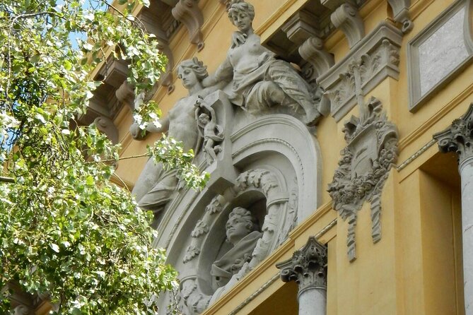 Architecture and History of Mexico City - Small Groups - Palacio de Bellas Artes: Where Art, Politics, and Design Interlock