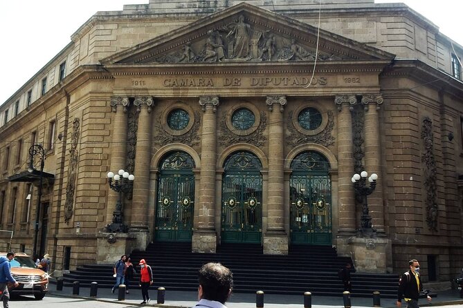 Architecture and History of Mexico City - Small Groups - Plaza Tolsa: Charles IV and the Eclectic Mix Around the Statue