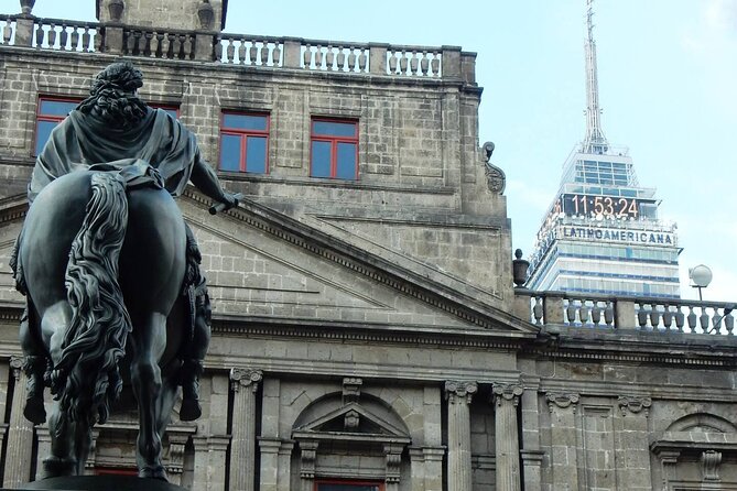 Architecture and History of Mexico City - Small Groups - Museo del Templo Mayor: Mexica Ruins Right in the City Center