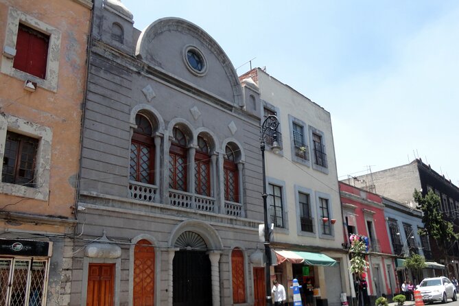 Arrivals & Survival of Jews in Mexico from 1519 - Key things you’ll notice on this tour