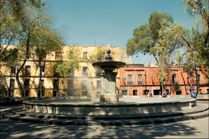 Arrivals & Survival of Jews in Mexico from 1519 - The Metropolitan Cathedral and the Chapel of the Souls