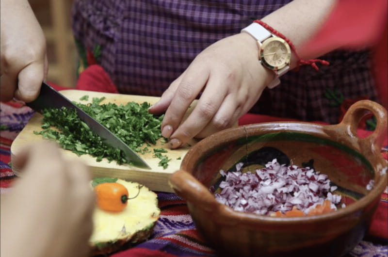 Authentic Mexican Salsas Workshop - Tacuba’s start point: market time near an ancient church