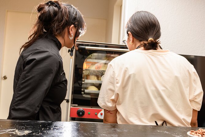 Baking Delicious Traditional Mexican Bread - San Cosme Market: the smartest start to your baking lesson