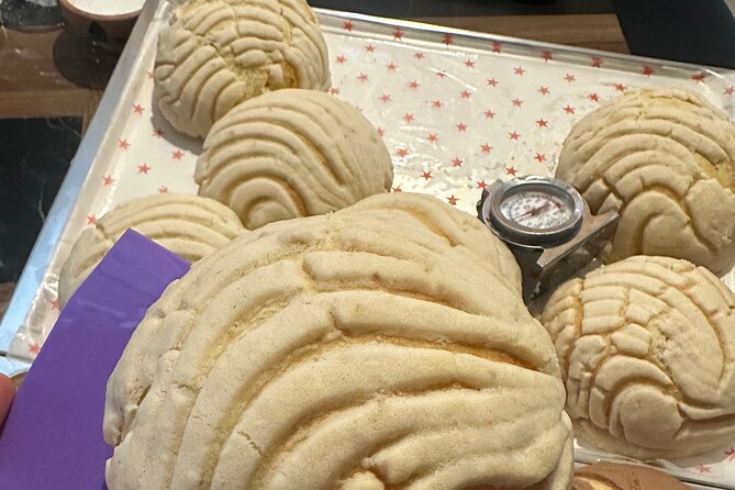 Baking Delicious Traditional Mexican Bread - Opera House, cinema, and the architect colony vibe