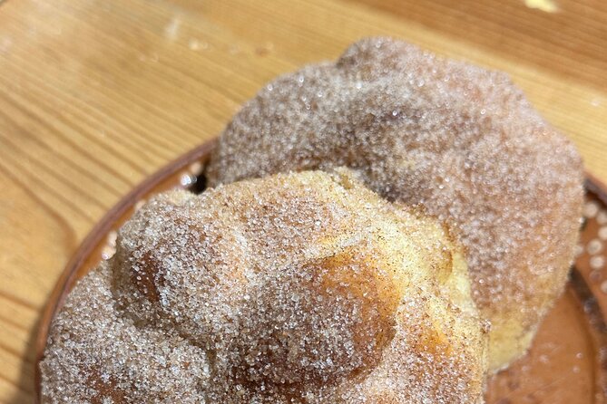 Baking Delicious Traditional Mexican Bread - From dough talk to real baking: conchas and pan de muerto