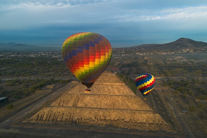 Balloon Flight and Tour in Teotihuacán from Mexico City - Teotihuacán with a guide: what you gain beyond standing in the sun