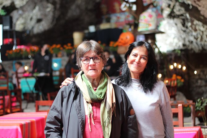 Balloon flight + Breakfast in cave + Pyramids + Pick up CDMX. - Who this day trip suits best (and who should skip balloon flight)