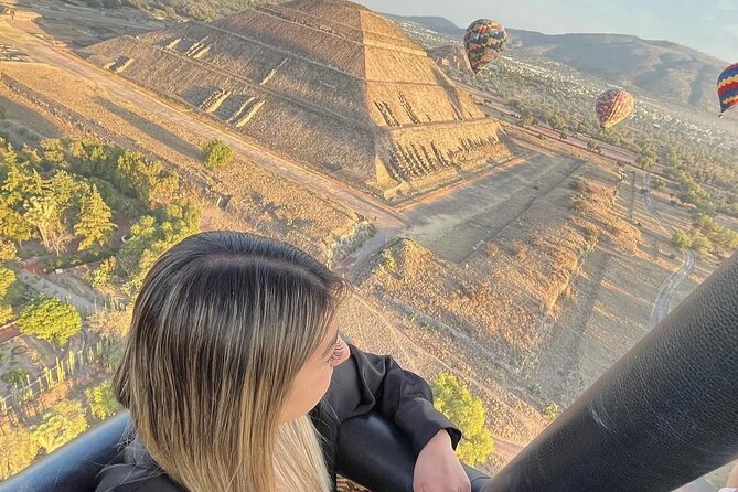 Balloon flight + CDMX pickup + Buffet Breakfast - Balloon lift-off from Teotihuacan: the pre-dawn reality check