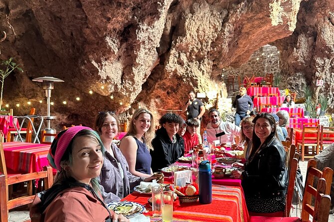 Balloon flight + pick up in CDMX + Breakfast in Cave + Pyramids - Teotihuacan Ground Time: 1.5 Hours to See the Big Stuff