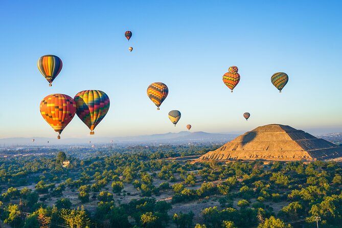 Balloon flight + pick up in CDMX + Breakfast in Cave + Pyramids - Obsidian and Maguey Stop Plus Spirit Tasting: Short, Cultural, and a Bit Product-Like