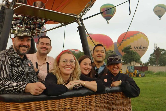 Balloon flight Teotihuacan, Breakfast in a cave Pick up in CDMX - Hot-air balloon over the Teotihuacan valley: the part everyone talks about