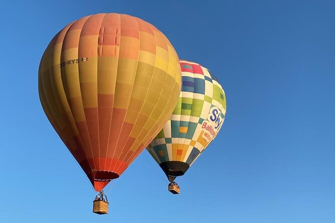 Balloon flight + Transportation + Breakfast in Cave or buffet + Pyramids - Who should book this Teotihuacán balloon + cave breakfast day trip