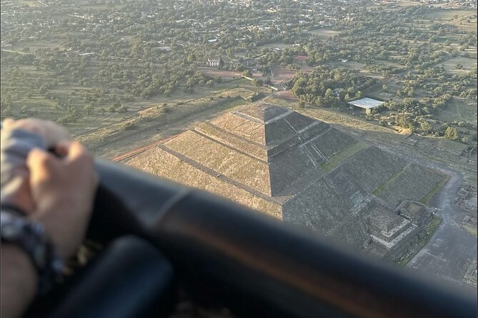 Balloon flight with breakfast in Cave and Pyramids tour from CDMX - Who This Tour Fits Best