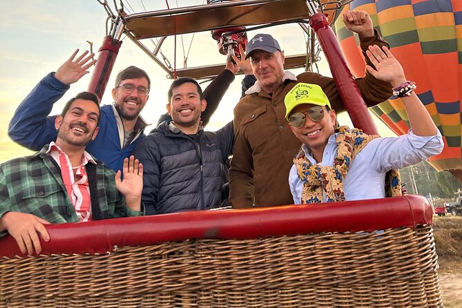 Balloon Flight with Breakfast in Cave and Round Trip CDMX - Piramides de Teotihuacán: Optional Entry and How to Decide