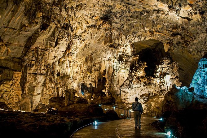 Cacahuamilpa Caves and Taxco: Private & Small Groups From Mexico City - Taxco after the caves: Santa Prisca, steep streets, and free time that you can actually use