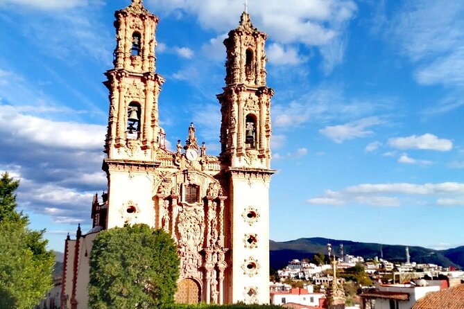 Cacahuamilpa Grotto Tour -Taxco "Ciudad de la plata¨ - From Mexico City to Cacahuamilpa and Taxco: the day’s flow