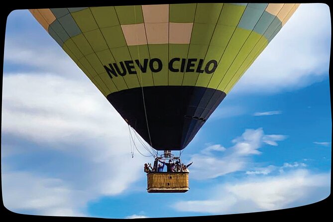 CDMX balloon flight, breakfast, pickup and visit to Teotihuacán - Sunrise Balloon Flight Over Teotihuacán (Nuevo Cielo) in Plain Terms