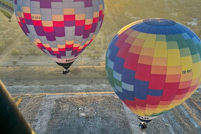 CDMX balloon flight, breakfast, pickup and visit to Teotihuacán - Breakfast in the Morning: Coffee, Cave-Style Meal, and a Full Start