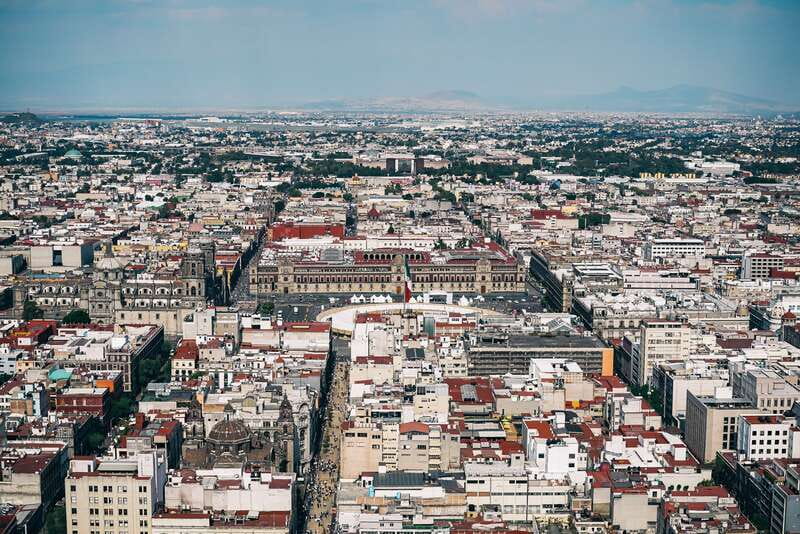 CDMX: Neighborhoods Contrasts Private Tour - Las Lomas: Where Lifestyle Feels More Expensive (and Why That Matters)