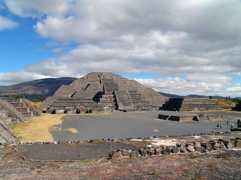 CDMX: Teotihuacan Pyramids & Guadalupe Shrine Guided Tour - Who should book this guided trip
