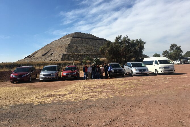 CDMX Transportation. Airport - Round trip. - Who should book this CDMX airport round-trip