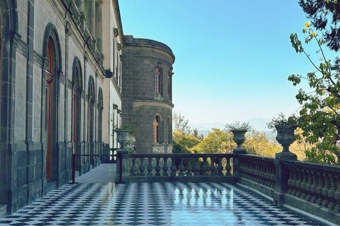 Chapultepec Castle & Anthropology Museum Prívate Tour - Bosque de Chapultepec: a short nature walk with context