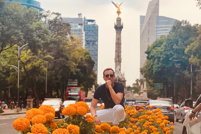 Cheerful Introduction Walking Tour in Roma, Condesa & Juarez - Roma, Condesa, and Juárez: the smart neighborhood triangle