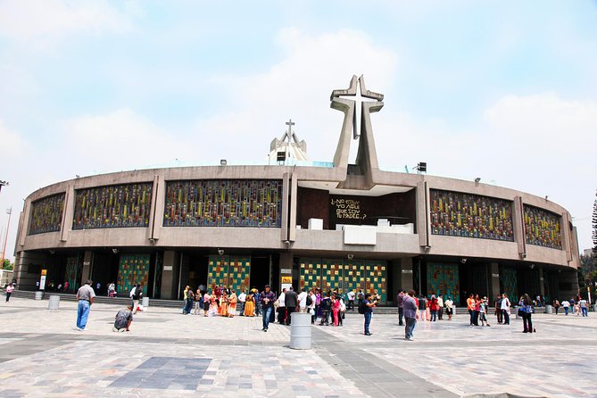 COMBO - Guadalupe Shrine & Teotihuacan Pyramids + Taxco (2 days) - Taxco and Santa Prisca: The Silver City With a Shopping Line in the Sand