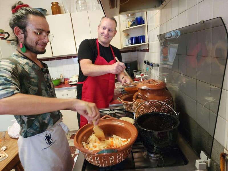Coyocán: Market Tour and Cooking Class - From Art Park meet-up to the first quesadilla stand