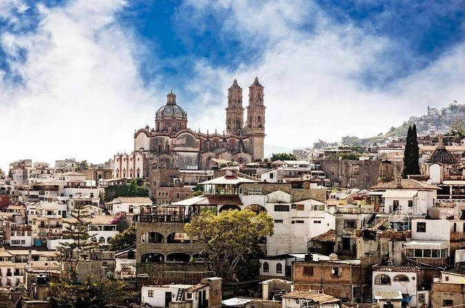 Cuernavaca and Taxco 1-day Tours from Mexico City - Santa Prisca: New Spanish Baroque and why 1759 matters