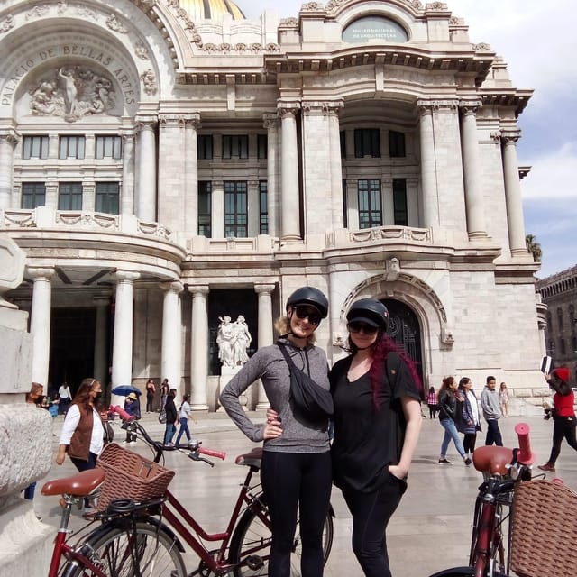 Cultural Ride: Historic center & Highlights of Mexico City - Guides and safety: how this ride feels in traffic