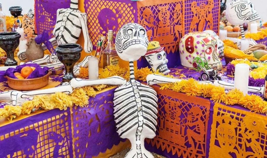 Day of the Dead Tour in San Andres Míxquic From Mexico City - Included food: pan de muerto and atole (and why it matters)
