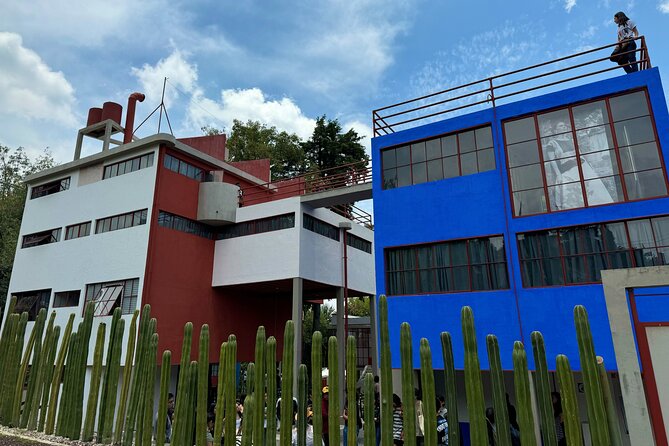 Diego Rivera Frida Kahlo Studio House Tour - O’Gorman’s Architecture: How the Building Explains the Relationship