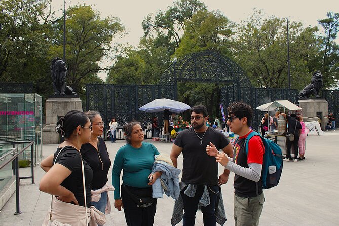 Discover Reforma & Chapultepec Park: Cable Car & Ferris Wheel - National Auditorium: a clean add-on with big-photo potential
