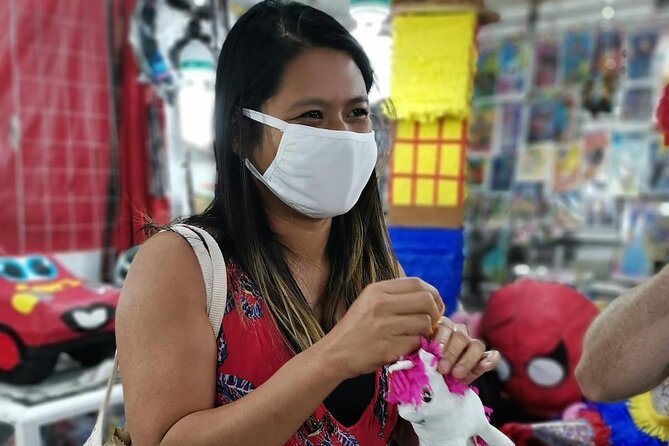 Eat and Explore Local Markets in Mexico City - Getting Around: Walking Distance, Transit, and Pace
