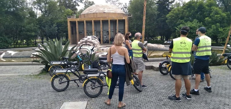 Electric Bike City Tour with a taco stop. - Key highlights worth knowing