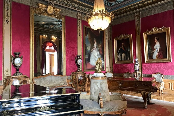 EXCLUSIVE TOUR Chapultepec Castle - Small Groups - Who should book this tour, and who might rethink it