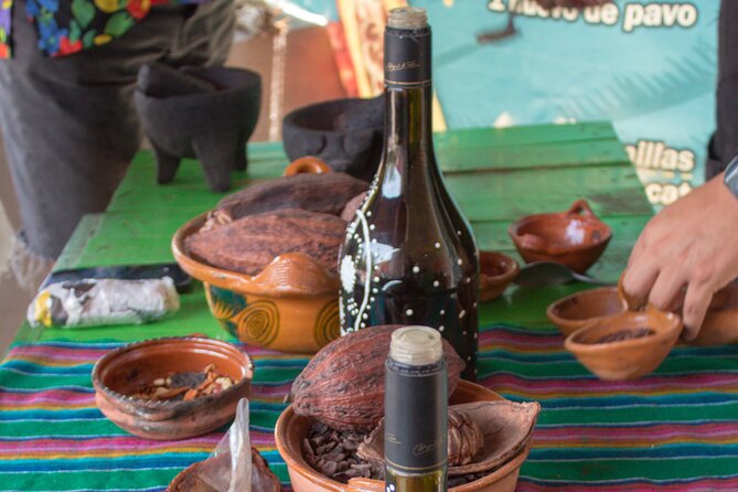 Exclusive Tour in Teotihuacan, Breakfast in the Cave and CDMX pick-up - La Cueva Teotihuacán cave breakfast: a meal with mood