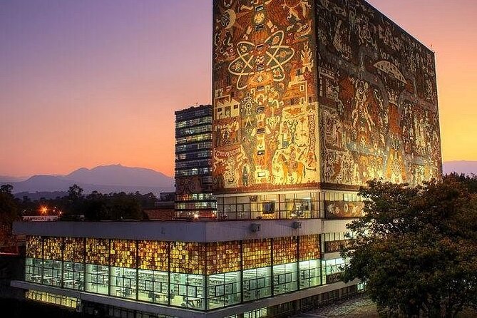 EXCLUSIVE TOUR: Murals+Ciudad Universitaria Stadium-small groups - When this tour is a great fit (and when it isn’t)