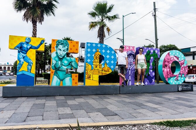 Explore the Barrio Bravo of Tepito with local guides - Small-Group Advantage: Up to 8 and a Guide Who Sets the Tone