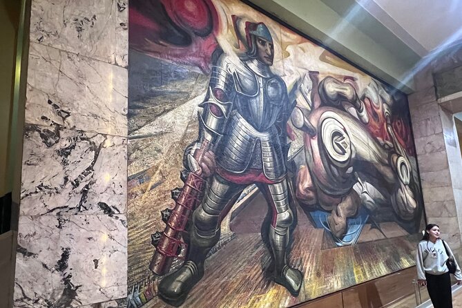 Exploring Mexican Muralism: A Journey through Bellas Artes Palace - The Stories Behind the Walls: Revolution to Social Change
