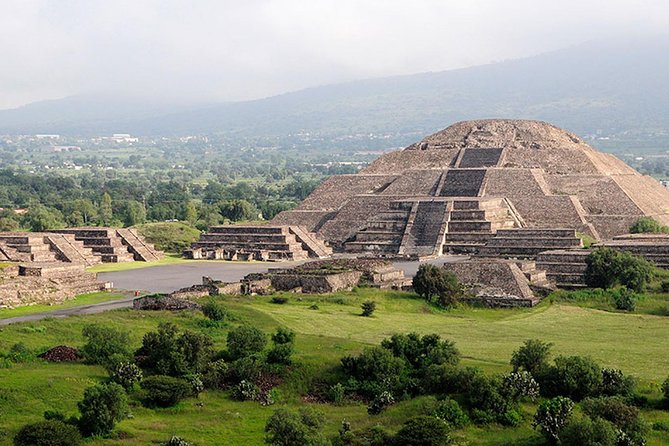 Express Tour to Teotihuacan Pyramids. Be the first to arrive! - Pickup, Private Transport, and the Basics You Should Plan For