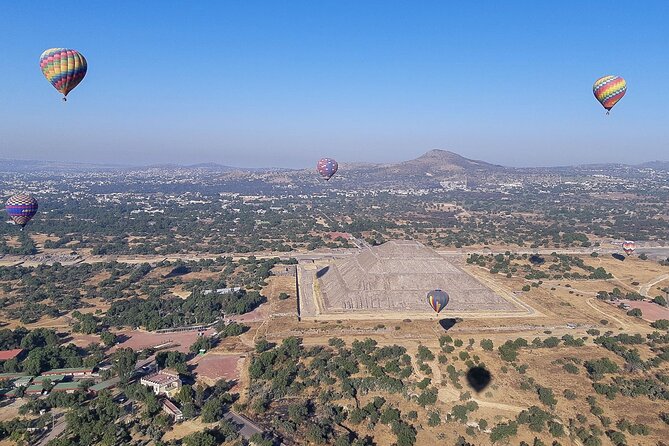 Flight in Globe, visit archaeological area, breakfast and transport - Key highlights to know before you go