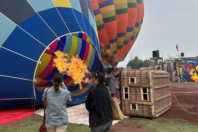 Fly by Teotihuacan Balloon / Private Transportation + Cave Breakfast - Sunrise Balloon Over Teotihuacan: The Main Event